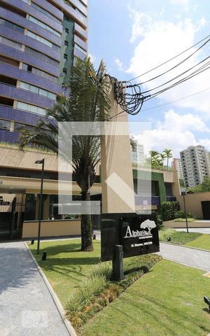 Apartamento para alugar com 154m², 4 quartos e 3 vagasFachada