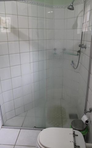 Casa à venda com 380m², 3 quartos e 4 vagasBanheiro