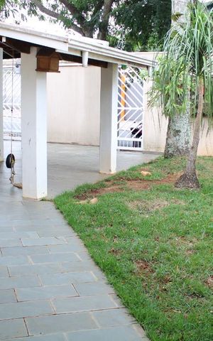 Casa à venda com 380m², 3 quartos e 4 vagasJardim