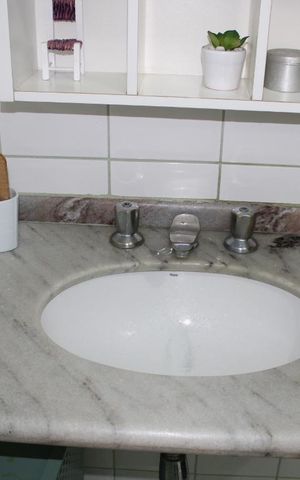 Casa à venda com 380m², 3 quartos e 4 vagasBanheiro