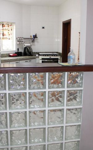 Casa à venda com 380m², 3 quartos e 4 vagasDetalhe cozinha