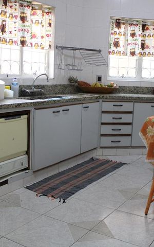 Casa à venda com 380m², 3 quartos e 4 vagasCozinha
