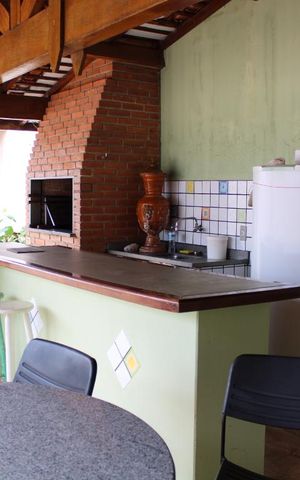 Casa à venda com 380m², 3 quartos e 4 vagasQuintal