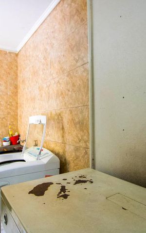 Casa à venda com 165m², 5 quartos e 3 vagas Casa à venda com 165m², 5 quartos e 3 vagasÁrea de serviço