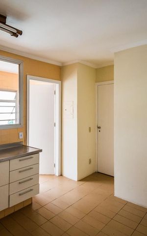 Apartamento à venda com 132m², 4 quartos e 1 vaga Apartamento à venda com 132m², 4 quartos e 1 vagaCozinha