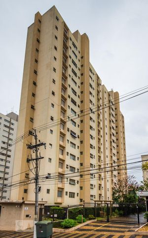 Apartamento à venda com 132m², 4 quartos e 1 vaga Apartamento à venda com 132m², 4 quartos e 1 vagaFachada