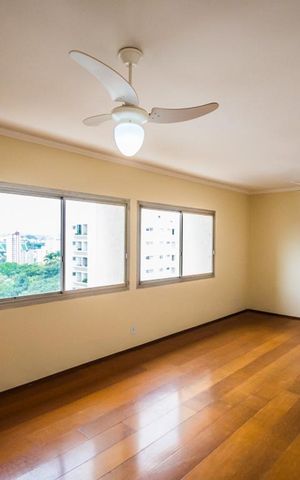 Apartamento à venda com 132m², 4 quartos e 1 vaga Apartamento à venda com 132m², 4 quartos e 1 vagaSala