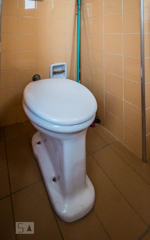 Apartamento à venda com 132m², 4 quartos e 1 vaga Apartamento à venda com 132m², 4 quartos e 1 vagaBanheiro de Serviço