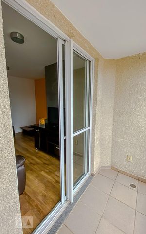 Apartamento à venda com 70m², 2 quartos e 1 vagaVaranda