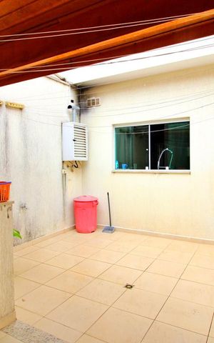 Casa à venda com 198m², 3 quartos e 3 vagasÁrea de Serviço