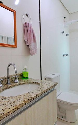 Casa à venda com 198m², 3 quartos e 3 vagasBanheiro da Suíte 3