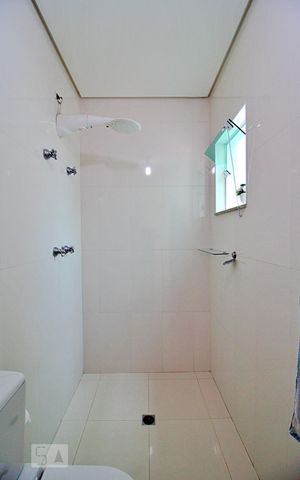 Casa à venda com 198m², 3 quartos e 3 vagasBanheiro da Suíte 3