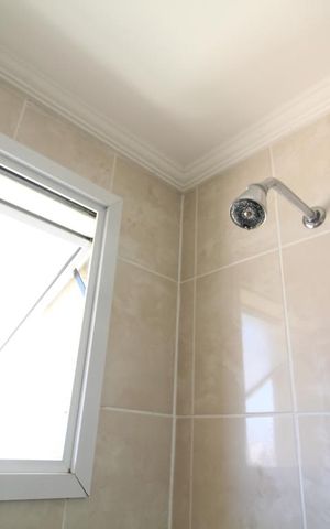 Apartamento à venda com 80m², 3 quartos e 2 vagasBanheiro 2 social