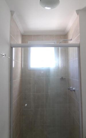 Apartamento à venda com 80m², 3 quartos e 2 vagasBanheiro 2 social