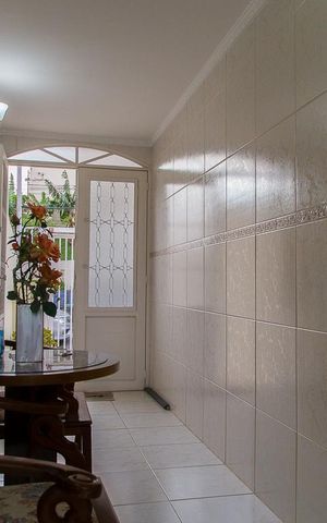 Casa à venda com 146m², 3 quartos e 2 vagasCorredor