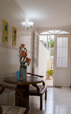 Casa à venda com 146m², 3 quartos e 2 vagasCorredor