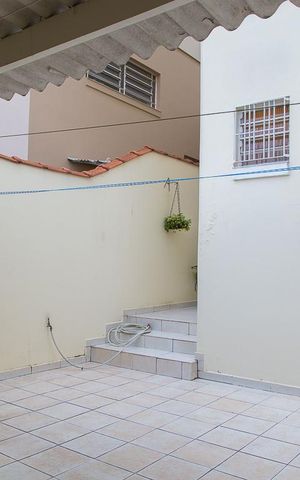 Casa à venda com 146m², 3 quartos e 2 vagasQuintal