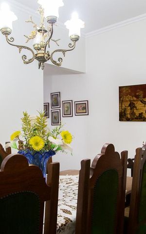 Casa à venda com 146m², 3 quartos e 2 vagasSala de jantar
