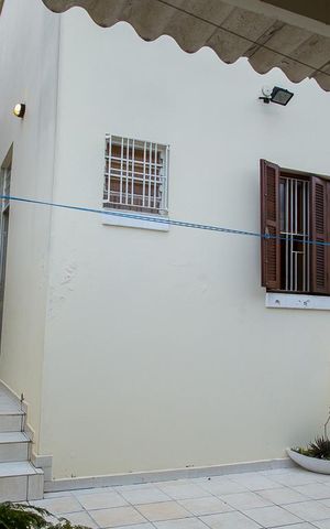 Casa à venda com 146m², 3 quartos e 2 vagasQuintal