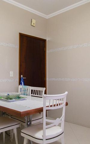 Casa à venda com 146m², 3 quartos e 2 vagasCozinha