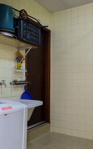 Casa à venda com 146m², 3 quartos e 2 vagasÁrea de serviço