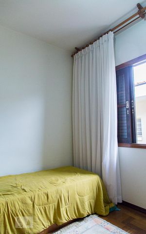 Casa à venda com 146m², 3 quartos e 2 vagasQuarto