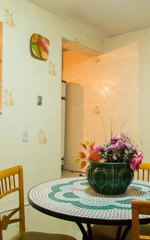 Casa à venda com 146m², 3 quartos e 2 vagasSala do subsolo
