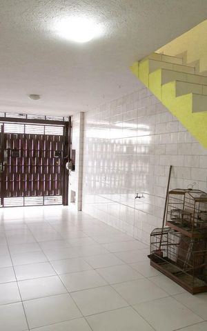 Casa à venda com 175m², 3 quartos e 2 vagasGaragem