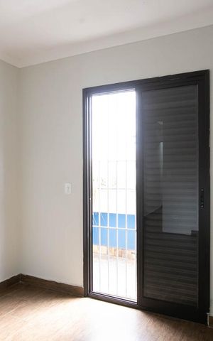 Casa à venda com 175m², 3 quartos e 2 vagasSuíte 1