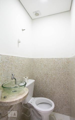 Casa à venda com 175m², 3 quartos e 2 vagasLavabo