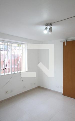Casa para alugar com 60m², 1 quarto e sem vagaSala