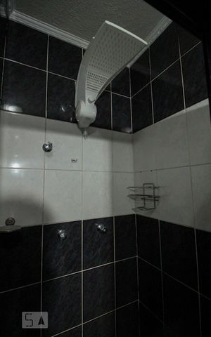 Casa à venda com 159m², 4 quartos e 1 vagaBanheiro