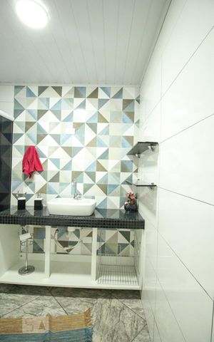 Casa à venda com 159m², 4 quartos e 1 vagaBanheiro Quarto 4 - Suíte