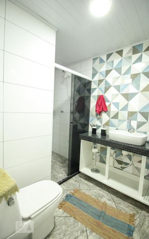 Casa à venda com 159m², 4 quartos e 1 vagaBanheiro Quarto 4 - Suíte