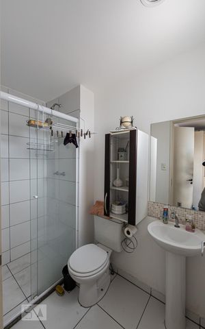 Apartamento para alugar com 29m², 1 quarto e sem vaga Apartamento para alugar com 29m², 1 quarto e sem vagaBanheiro Social