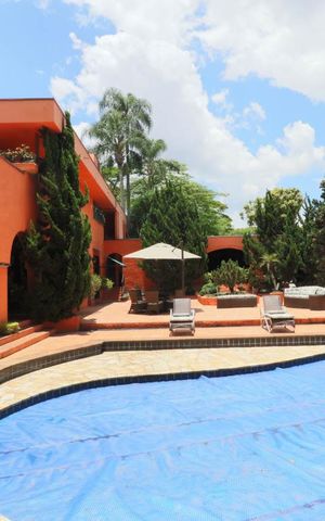 Casa à venda com 1406m², 3 quartos e 3 vagasPiscina