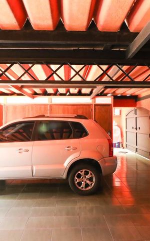 Casa à venda com 1406m², 3 quartos e 3 vagasGaragem