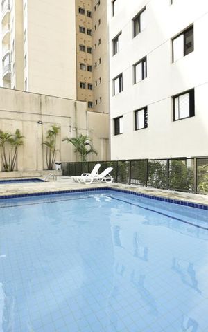 Apartamento para alugar com 61m², 3 quartos e 1 vagaÁrea comum - piscina