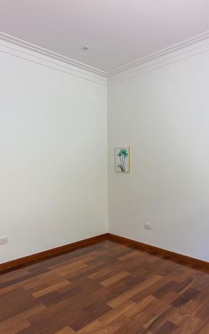 Casa de condomínio à venda com 490m², 4 quartos e 6 vagasSuíte 2 