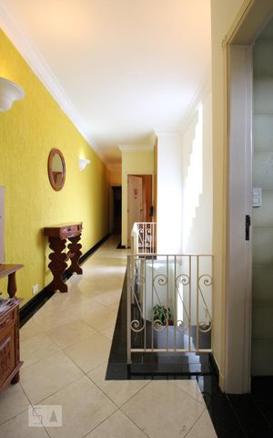 Casa à venda com 285m², 4 quartos e 2 vagasHall 