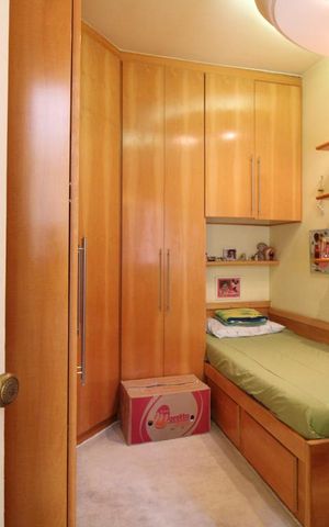 Casa à venda com 285m², 4 quartos e 2 vagasQuarto 3