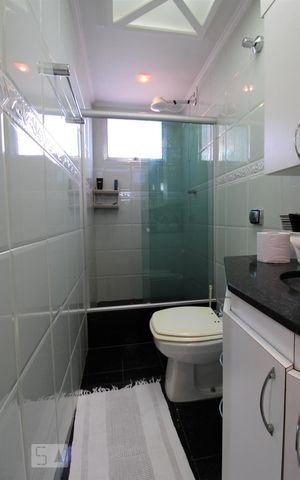 Casa à venda com 285m², 4 quartos e 2 vagasBanheiro da suíte 