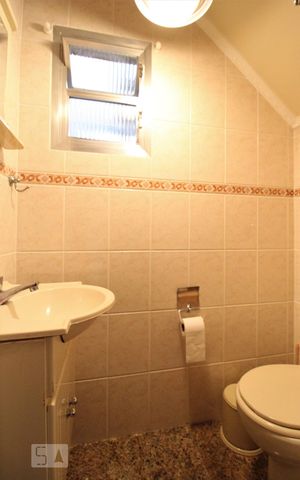 Casa à venda com 285m², 4 quartos e 2 vagasLavabo 2 - Salão de festas 