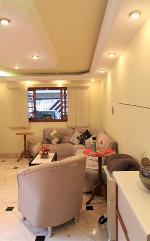 Casa à venda com 285m², 4 quartos e 2 vagasSala 