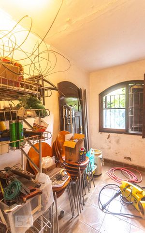 Casa para alugar com 530m², 4 quartos e 8 vagasQuarto de serviço