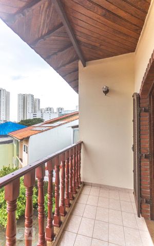 Casa para alugar com 530m², 4 quartos e 8 vagasVaranda