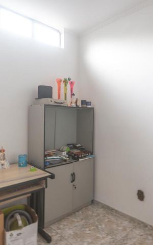 Casa para alugar com 530m², 4 quartos e 8 vagasOffice
