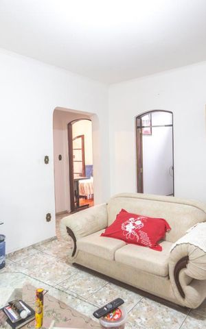 Casa para alugar com 530m², 4 quartos e 8 vagasSala de estar 03
