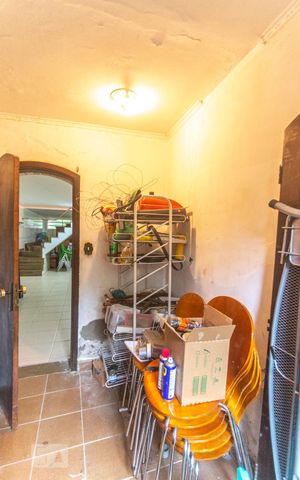 Casa para alugar com 530m², 4 quartos e 8 vagasQuarto de serviço