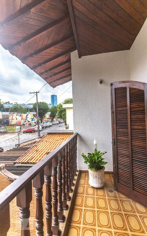 Casa para alugar com 530m², 4 quartos e 8 vagasVaranda